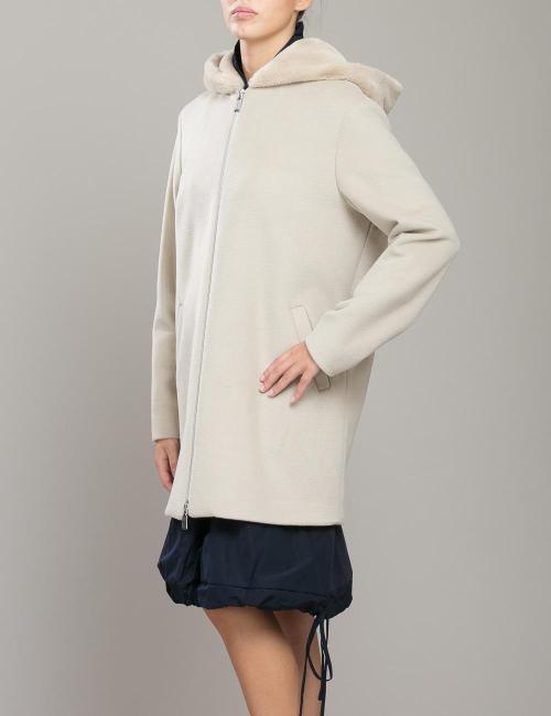 Cappotto Hanita
