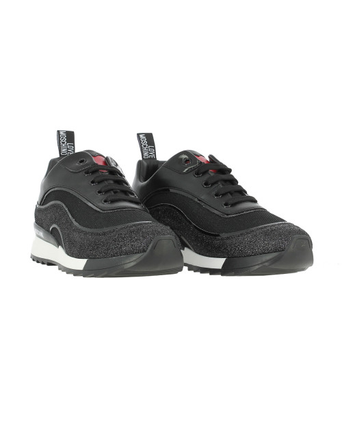 Sneaker Love Moschino