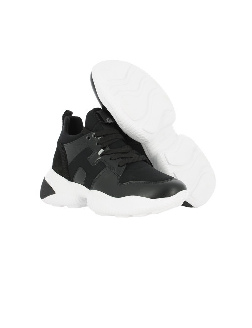 Sneaker Interaction Hogan
