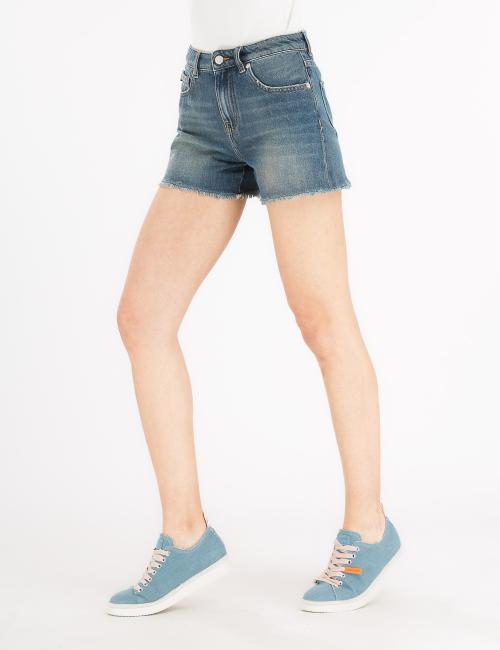 Shorts in denim Love Moschino